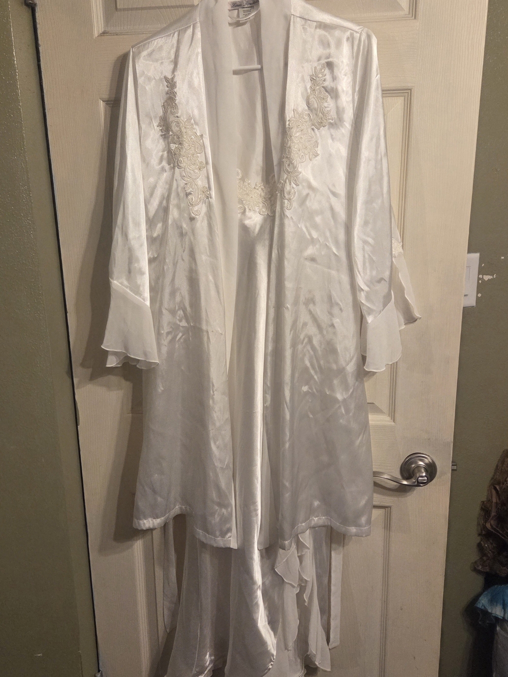 White Satin Embroidered Robe and Nightgown Set
